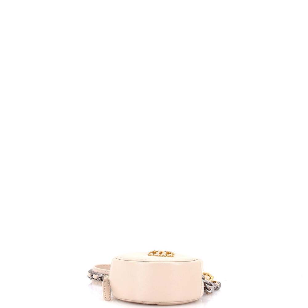 Chanel 19 Round Clutch With Chain #236403C23B - Picture 4 of 7